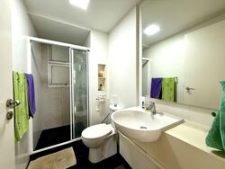 The Esparis (D18), Condominium #573706011